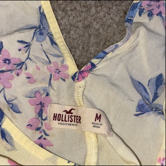 Hollister yellow floral tank - Picture 2 of 3